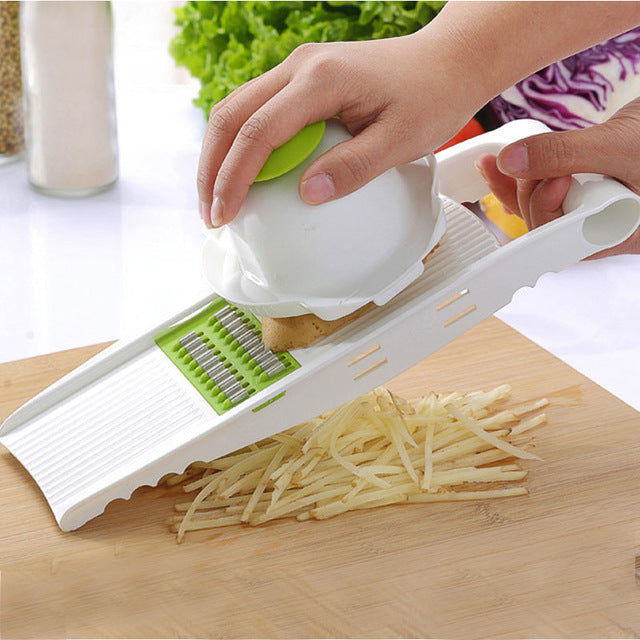 Handheld Vegetable Cutter (A MUST HAVE for any Kitchen!) - BuyRite